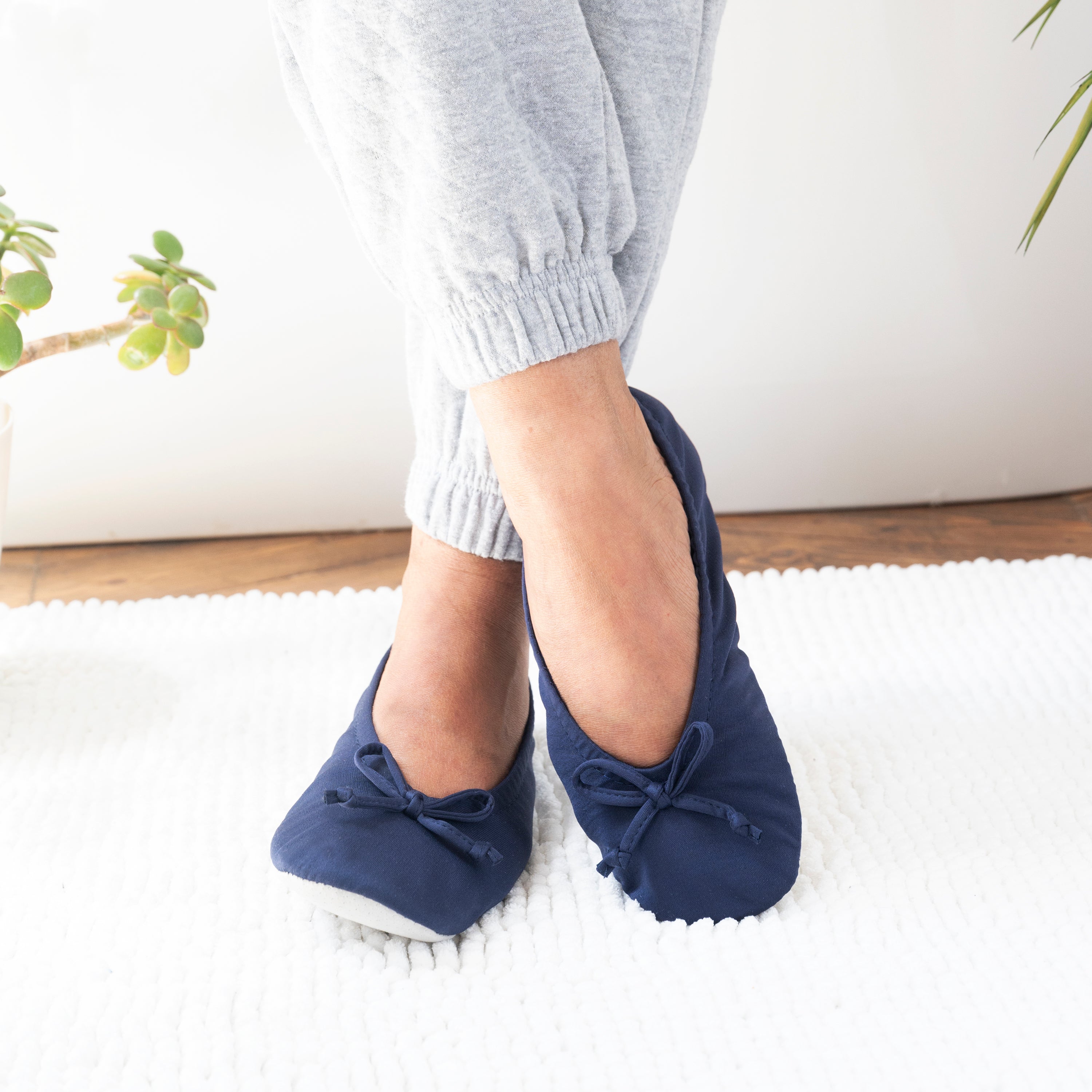 Isotoner store satin slippers